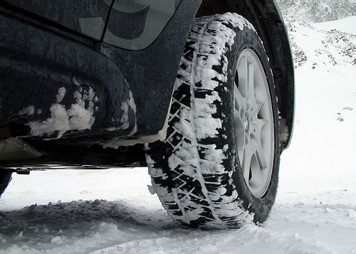 Особенности управления автомобилем в зимний период