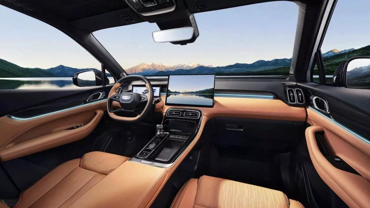 Салон Geely Atlas. Фото: Социальные сети.